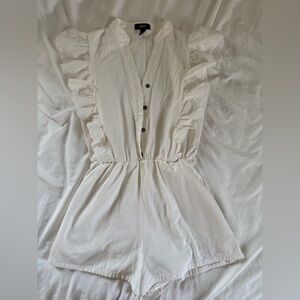 AQUA White Eyelet Lace Ruffle Romper - Size XS - 100% Cotton